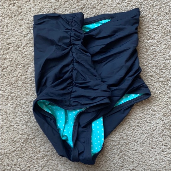 High waisted Guess bikini bottoms size Medium - Picture 4 of 4